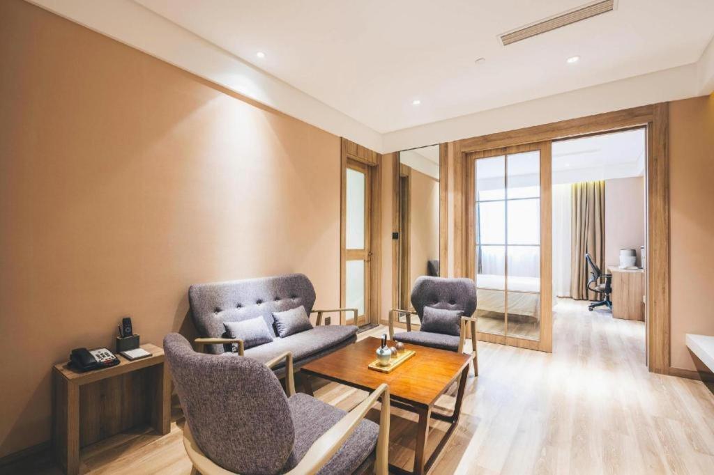 Hotel Vienna Hongqiao Huaxin Road Shanghai