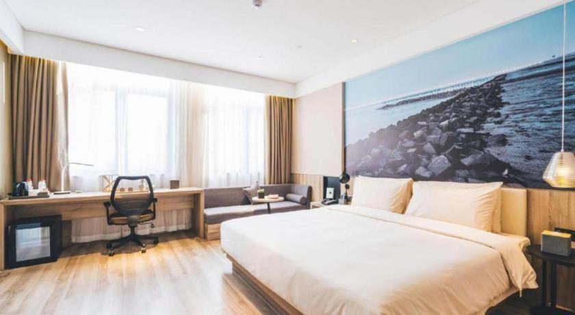 Hotel Vienna Hongqiao Huaxin Road 3*